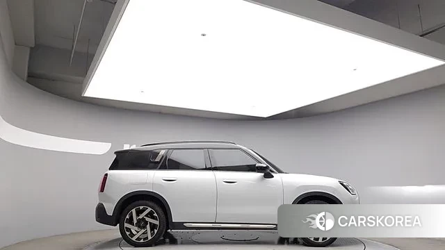 Mini Cooper S Countryman 3rd Generation 2024 Белый из Кореи, фото 4