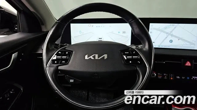 Kia EV6 2021 Жемчужный цвет из Кореи, фото 4