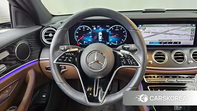 Mercedes-Benz E-Class W213 2022 Белый из Кореи, фото 4