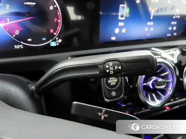 Mercedes-Benz A-Class W177 2025 Черный из Кореи, фото 4