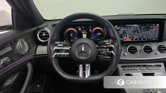 Mercedes-Benz E-Class W213 2022 Белый из Кореи, фото 4