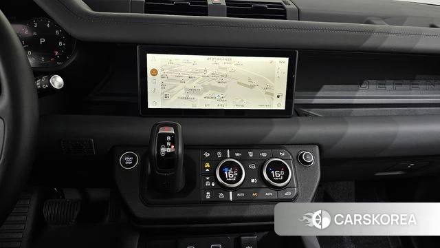 Land Rover Defender (L663) 2024 Черный из Кореи, фото 4