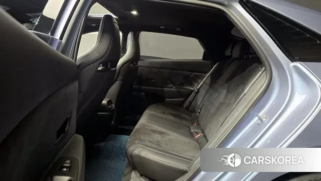 Hyundai The New Avante (CN7) 2025 Светло-серебряный цвет из Кореи, фото 4