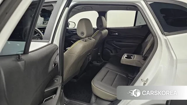 Chevrolet (GM Daewoo) Trax Crossover 2024 Белый из Кореи, фото 4