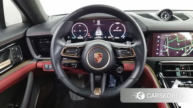 Porsche Panamera (972) 2024 Черный из Кореи, фото 4