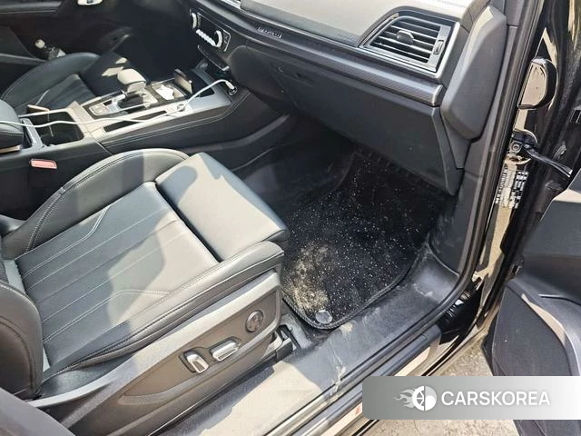 Audi Q5L 2025 Черный из Китая, фото 4