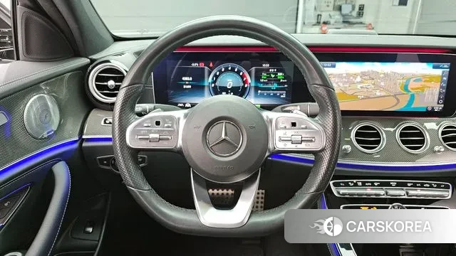 Mercedes-Benz E-Class W213 2020 Серебристо-серый из Кореи, фото 4