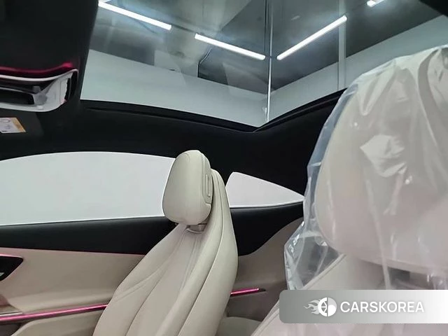 Mercedes-Benz CLE-Class C236 2025 Белый из Кореи, фото 4