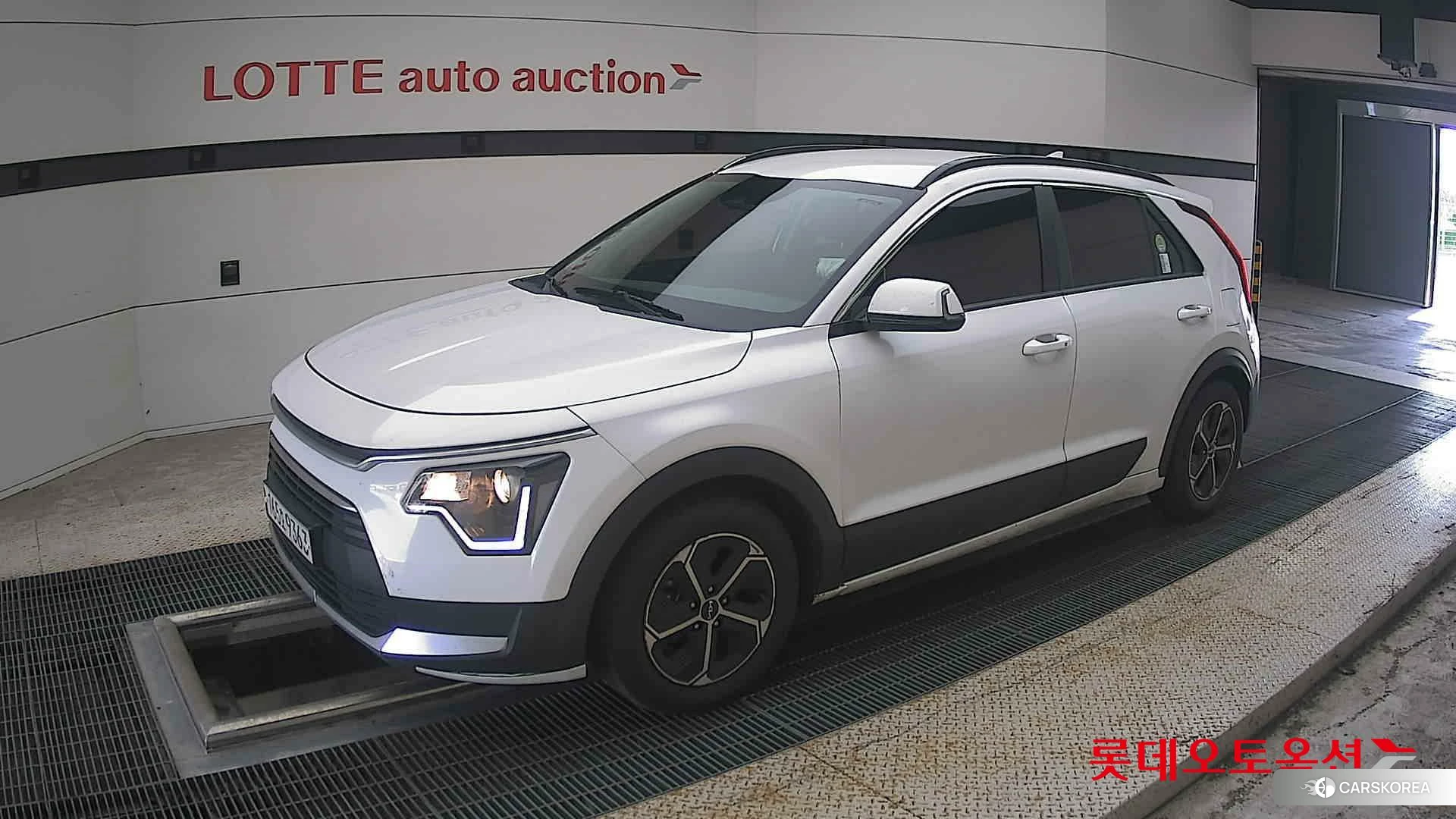 Kia Niro Hybrid 2022 Snow White Pearl (optional) из Кореи, фото 4