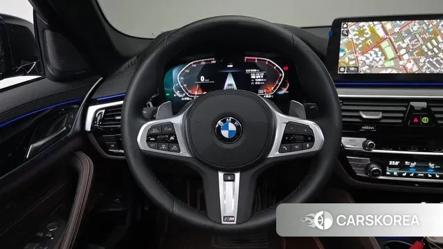 BMW 5 Series (G30) 2023 Черный из Кореи, фото 4