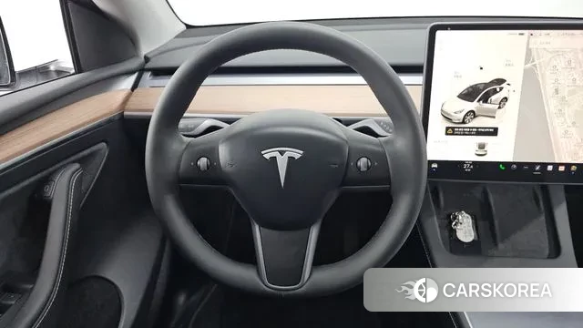Tesla Model Y 2023 Белый из Кореи, фото 4