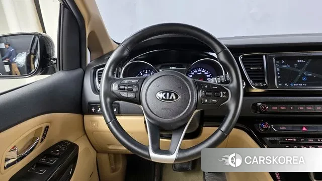 Kia The New Carnival 2018 Черный из Кореи, фото 4