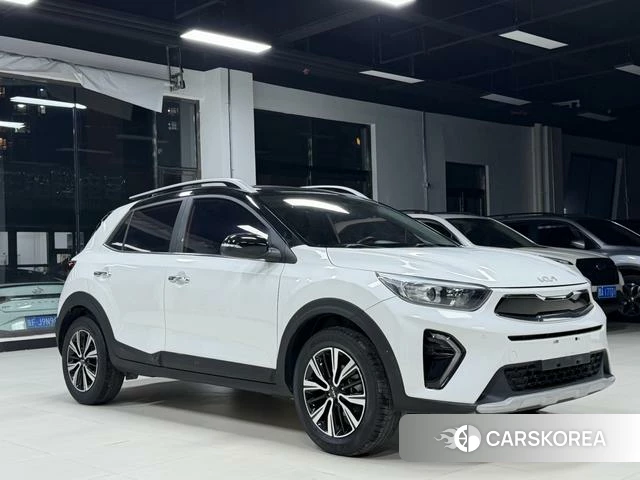 Kia Yi Ran 2021 Белый из Китая, фото 4