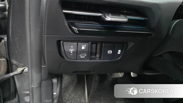 Kia EV6 2023 Серый из Кореи, фото 4
