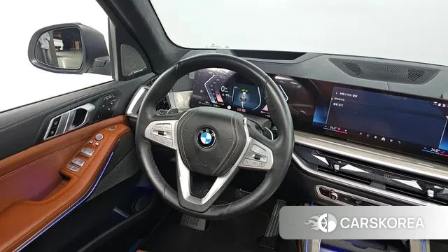 BMW X7 (G07) 2024 Белый из Кореи, фото 4