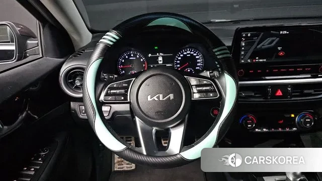 Kia The New K3 2nd generation 2023 Серый из Кореи, фото 4