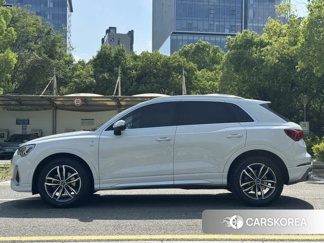 Audi Q3 2022 Белый из Китая, фото 4