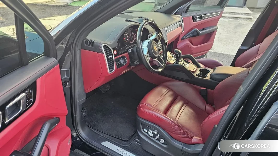 Porsche Cayenne (PO536) 2019 Черный из Кореи, фото 4