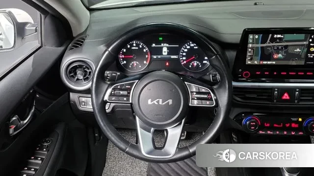 Kia The New K3 2nd generation 2024 Белый из Кореи, фото 4