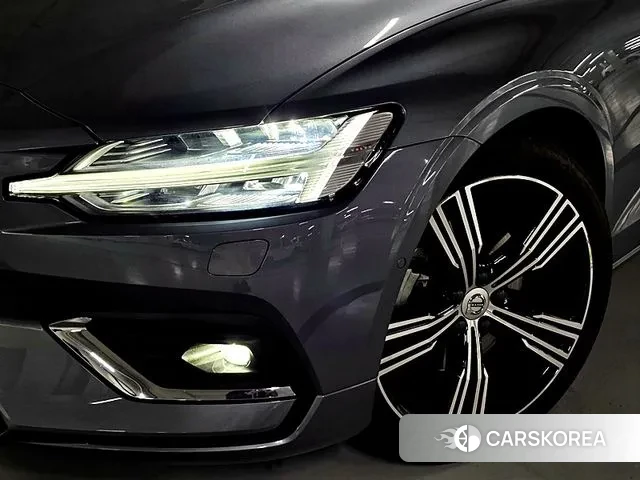 Volvo S60 3rd generation 2020 Серый из Кореи, фото 4