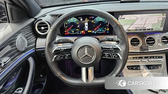 Mercedes-Benz E-Class W213 2021 Черный из Кореи, фото 4