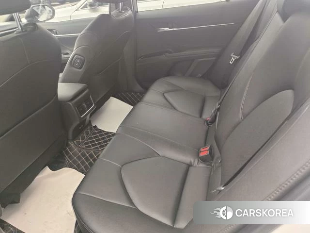 Toyota Camry 2021 Белый из Китая, фото 4