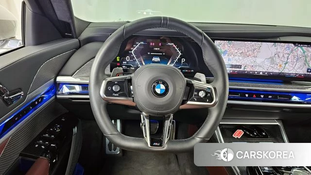 BMW 7 Series (G70) 2023 Белый из Кореи, фото 4