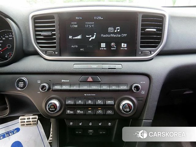 Kia Sportage The Bold 2021 Серебряный из Кореи, фото 4