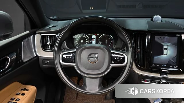Volvo XC60 second Generation 2019 Серый из Кореи, фото 4