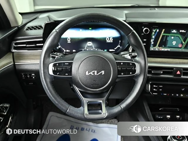 Kia K5 3rd generation 2023 Серый из Кореи, фото 4