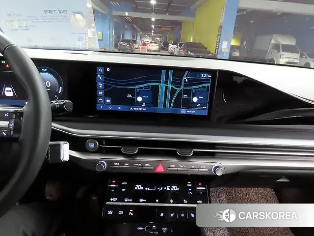 Hyundai Grandeur Hybrid (GN7) 2023 Белый из Кореи, фото 4