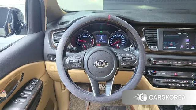 Kia The New Carnival 2019 Черный из Кореи, фото 4