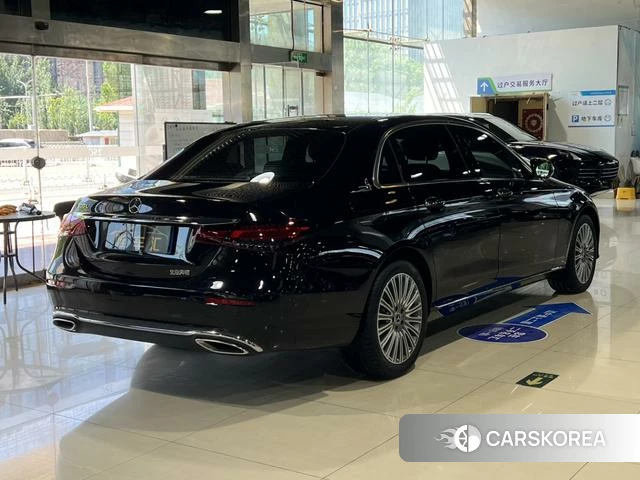 Mercedes-Benz E-class 2022 Черный из Китая, фото 4