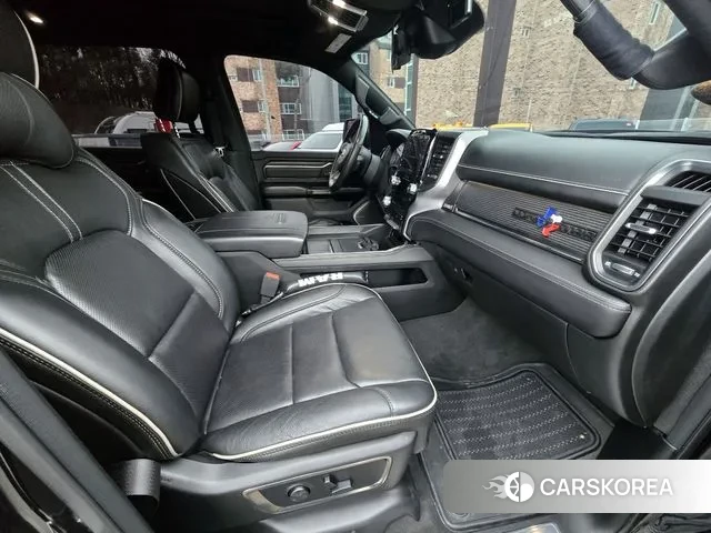 Dodge Lampicup 2020 Черный из Кореи, фото 4