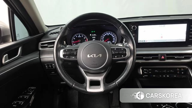 Kia K5 3rd generation 2022 Серебристо-серый из Кореи, фото 4