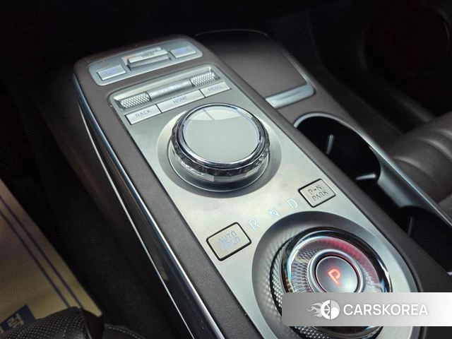 Genesis GV70 2021 Черный из Кореи, фото 4