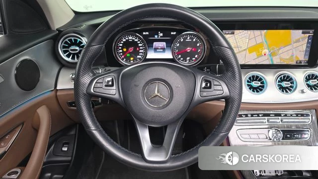 Mercedes-Benz E-Class W213 2018 Белый из Кореи, фото 4