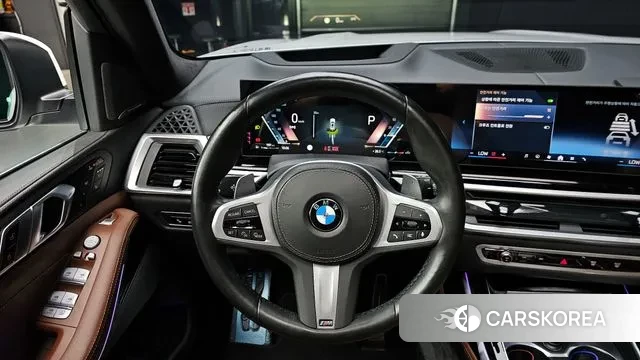 BMW X7 (G07) 2023 Белый из Кореи, фото 4