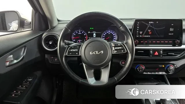 Kia The New K3 2nd generation 2021 Белый из Кореи, фото 4