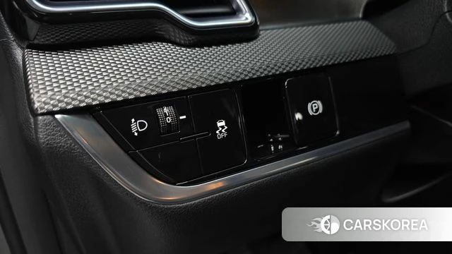 Kia Sportage 5th Generation 2022 Серебряный из Кореи, фото 4