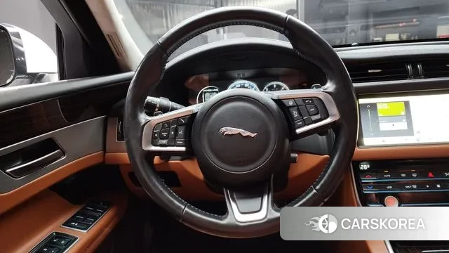 Jaguar XF (X260) 2019 Белый из Кореи, фото 4