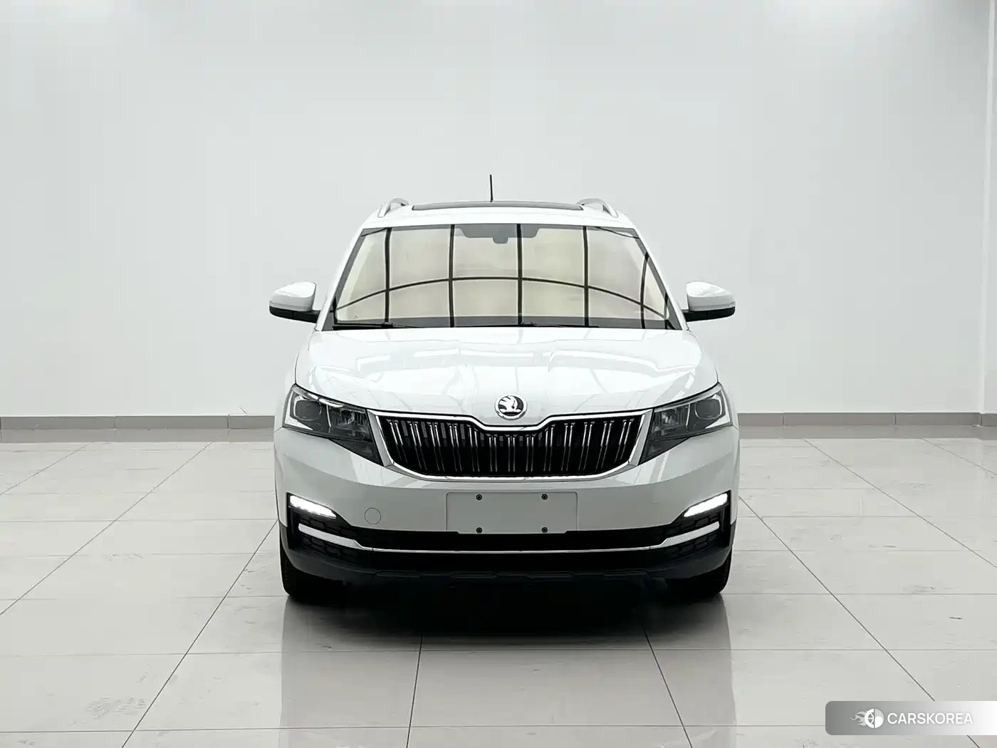 Skoda Komick 2024 Белый из Китая, фото 5