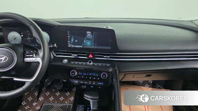 Hyundai The New Avante (CN7) 2024 Белый из Кореи, фото 4