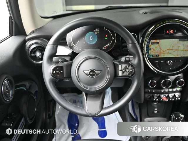Mini Cooper 2021 Серебряный из Кореи, фото 4