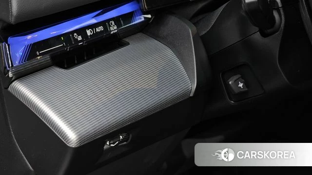 BMW 5 Series (G60) 2025 Белый из Кореи, фото 4