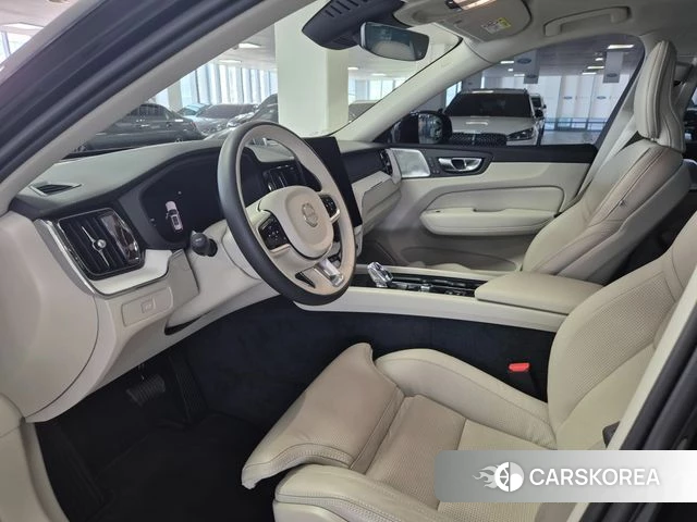 Volvo XC60 second Generation 2026 Черный из Кореи, фото 4
