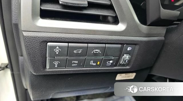 Ssangyong Beautiful Korando 2023 Белый из Кореи, фото 4