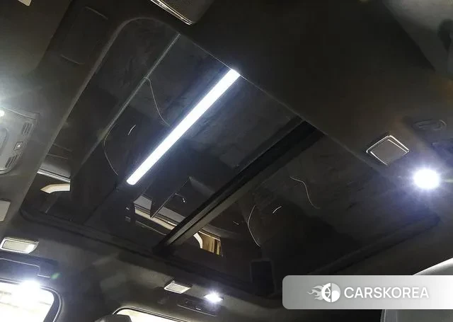 Cadillac Escalade 5th Generation 2021 Черный из Кореи, фото 4