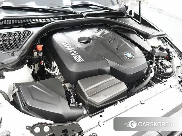BMW 3 Series (G20) 2024 Белый из Кореи, фото 4