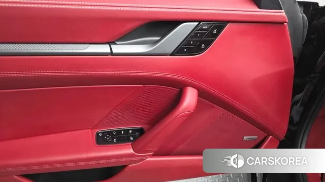 Porsche 911(992) 2021 Черный из Кореи, фото 4